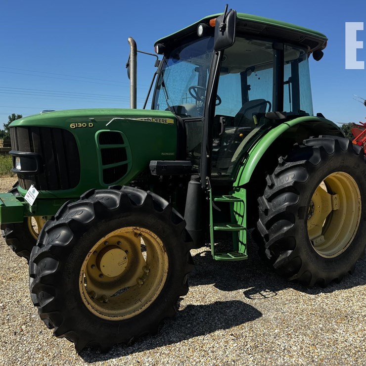 JOHN DEERE 6130D
