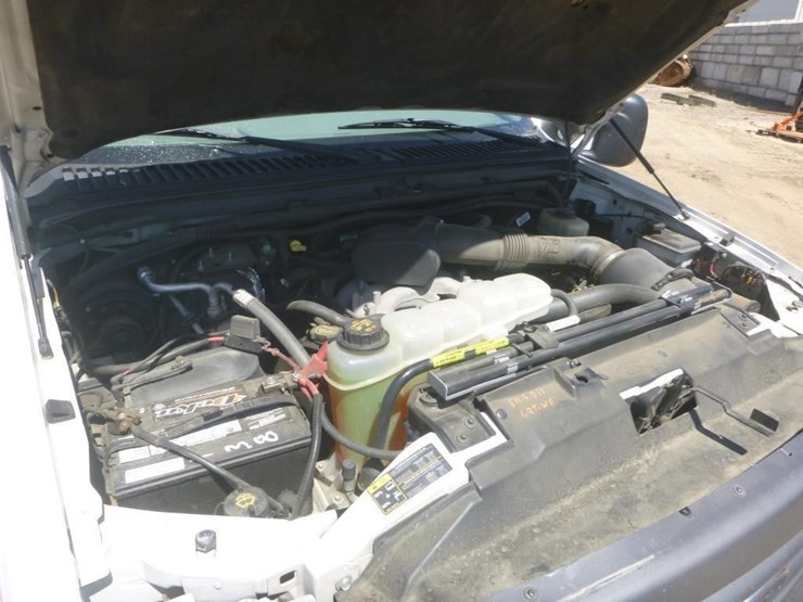 2002-ford-f350-image-14