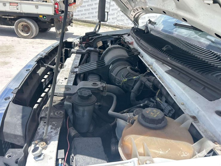 2015-ford-e450-image-9