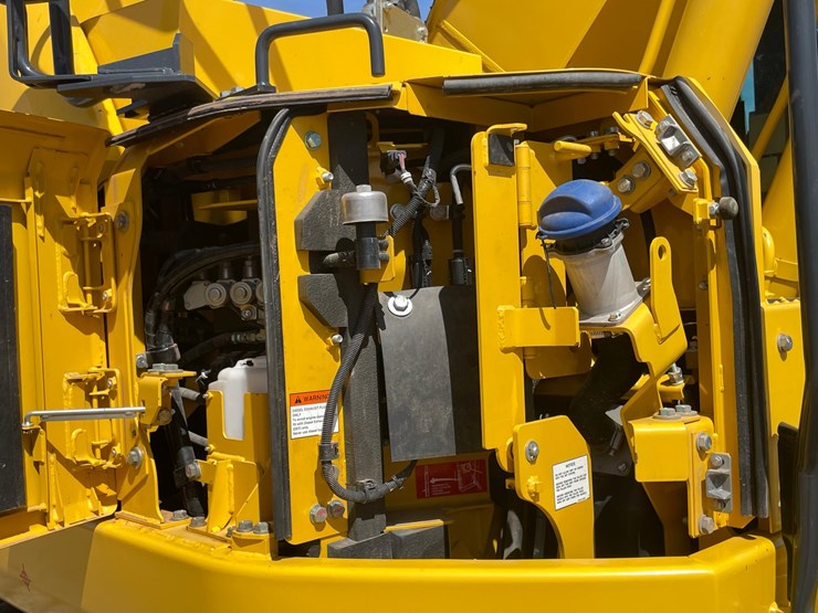2022-komatsu-pc238us-lc-11-image-46
