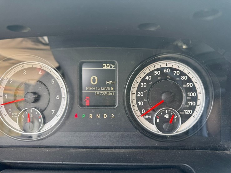 2014-dodge-1500-image-46