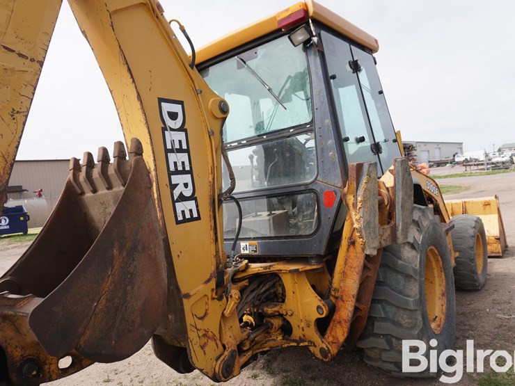 2000-deere-310se-image-10
