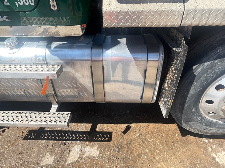 2013-mack-granite-104fr-image-61