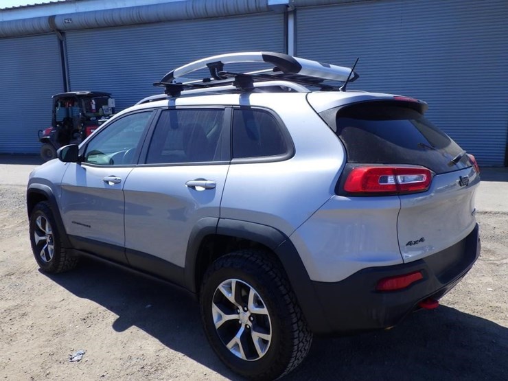 2014-jeep-cherokee-image-4