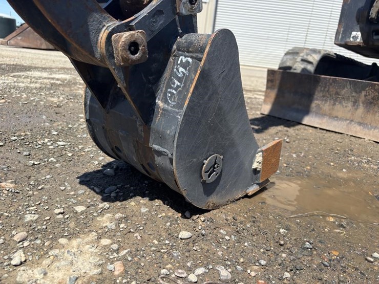 2020-bobcat-e20-image-12