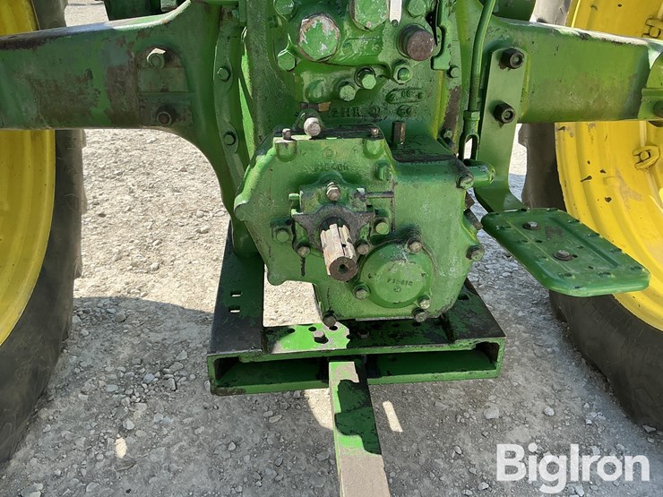 1955-john-deere-70-image-14