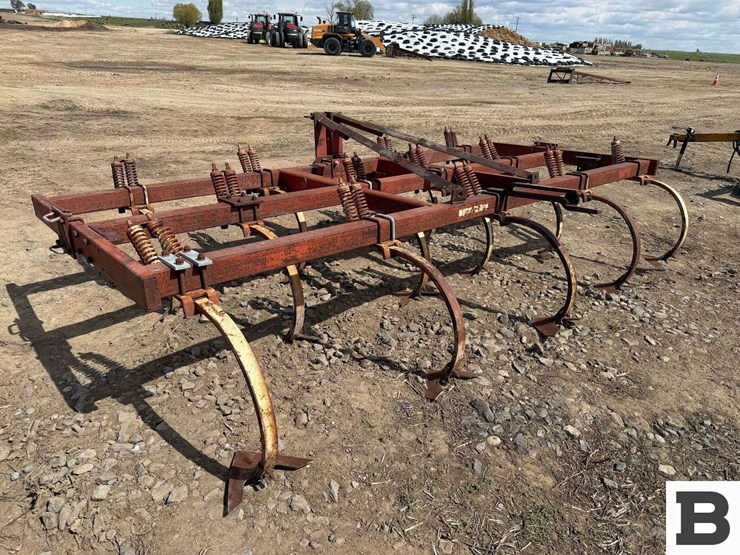 international-chisel-plow---othello,-wa-image-5