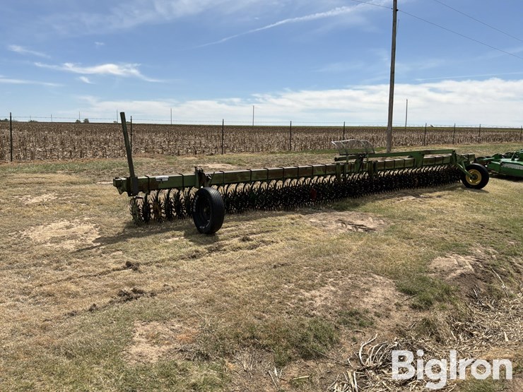 deere-tires-image-3