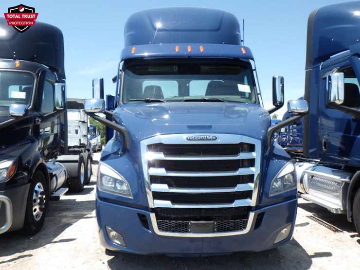 2022-freightliner-cascadia-116-image-2