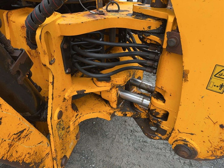 2010-jcb-3cx-image-20