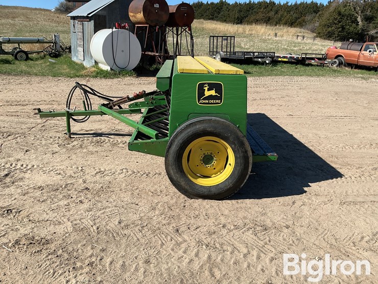 john-deere-8300-image-8
