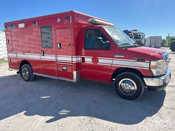 2008-ford-e450-image-2