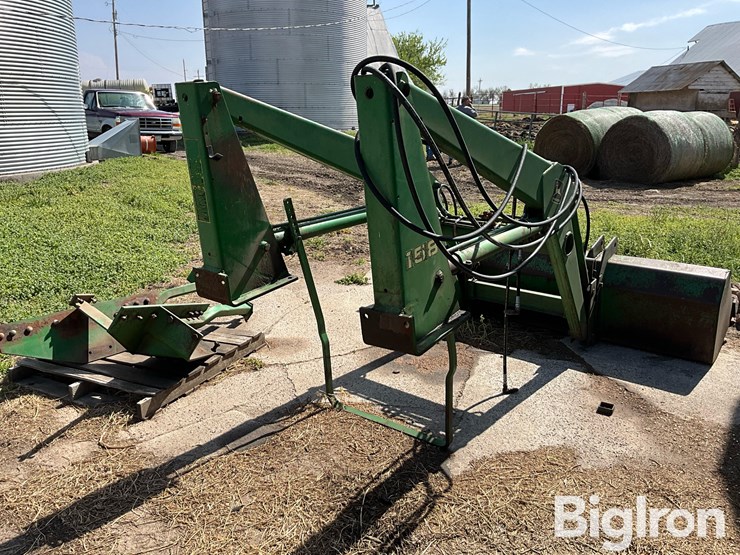 john-deere-158-image-7