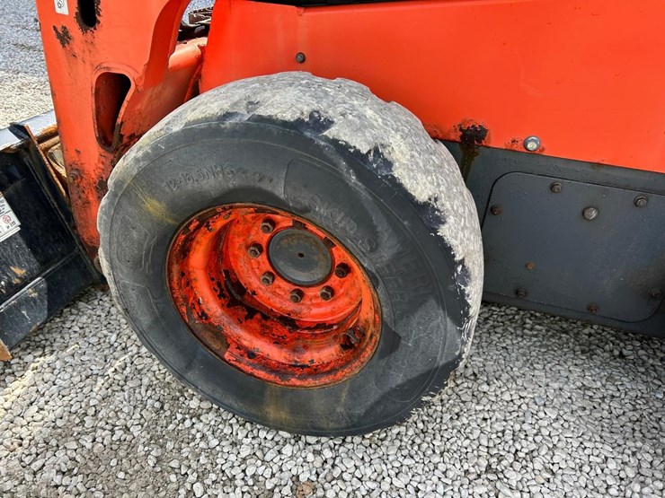 2018-kubota-ssv75-image-16