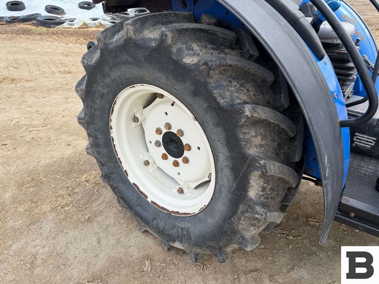 2021-new-holland-t4.100f-image-24