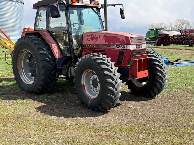 case-ih-5250-image-6
