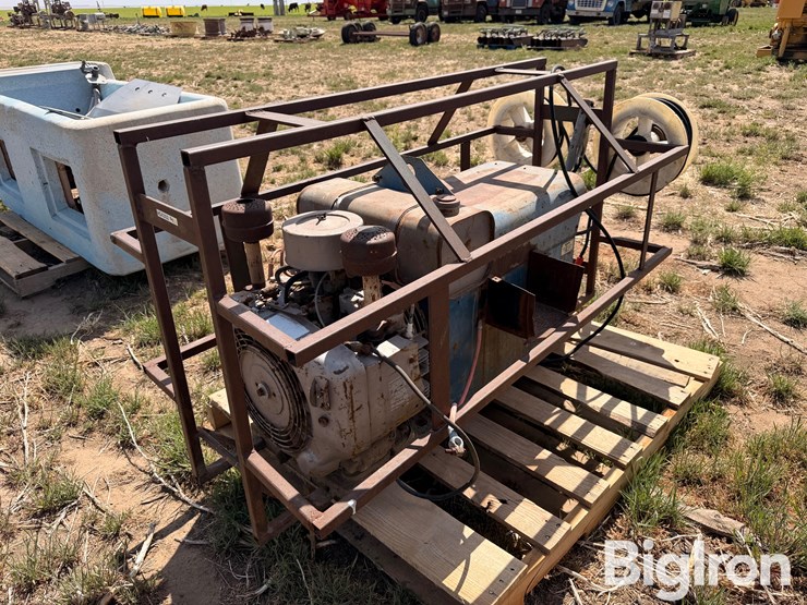 miller-aead-200le-welder/generator-image-3