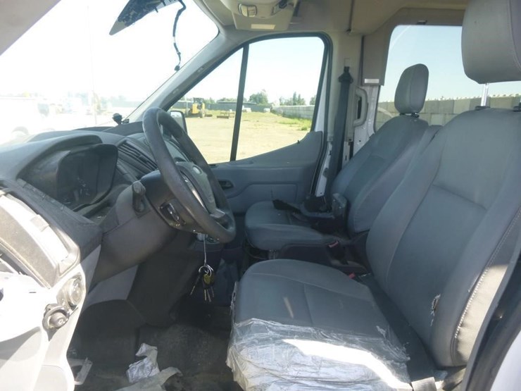 2017-ford-transit-image-9