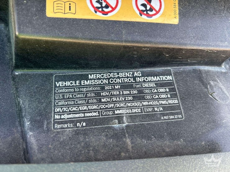 2021-mercedes-benz-sprinter-4500-image-10