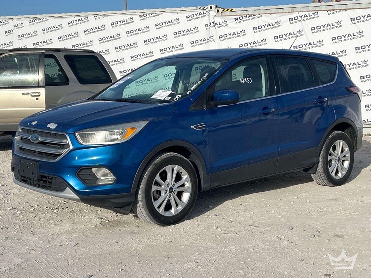 2017-ford-escape-image-1