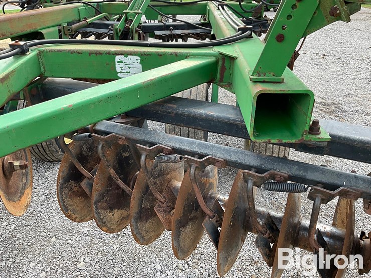 john-deere-630-image-14