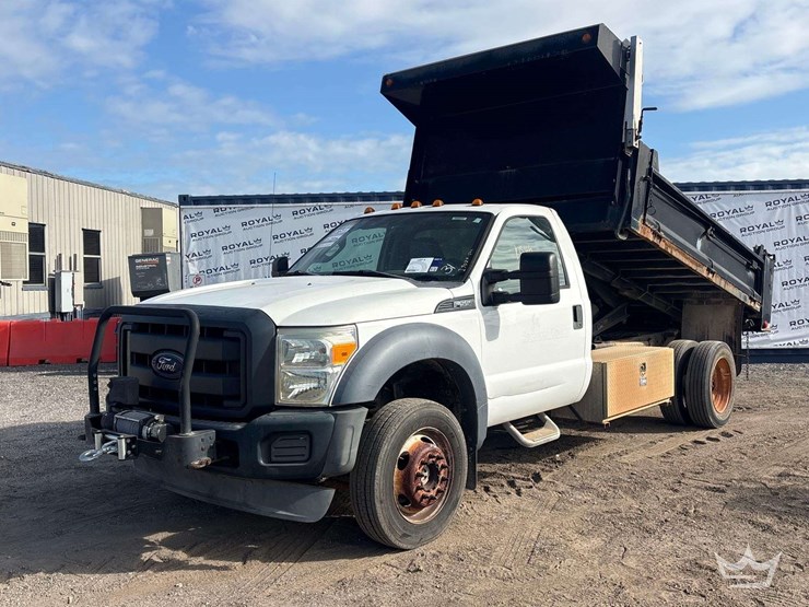 2015-ford-f550-image-1