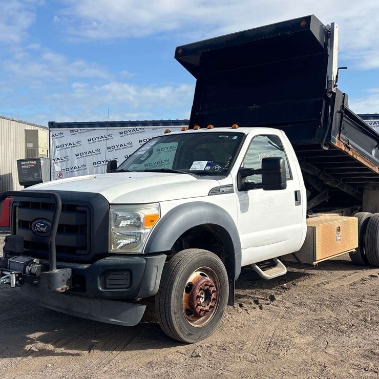 2015 FORD F550