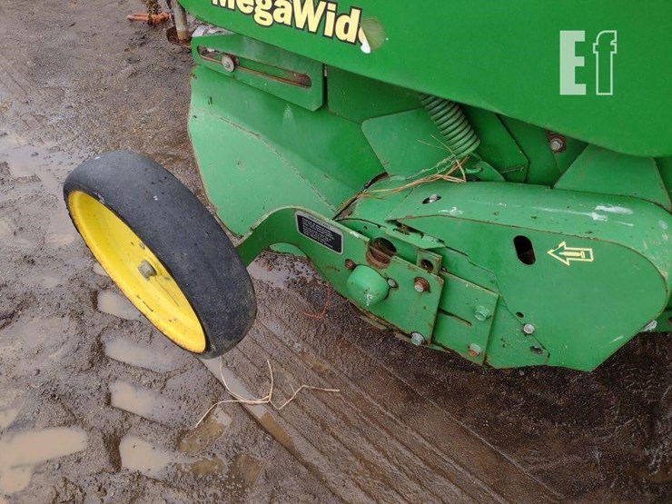 2004-john-deere-557-image-12