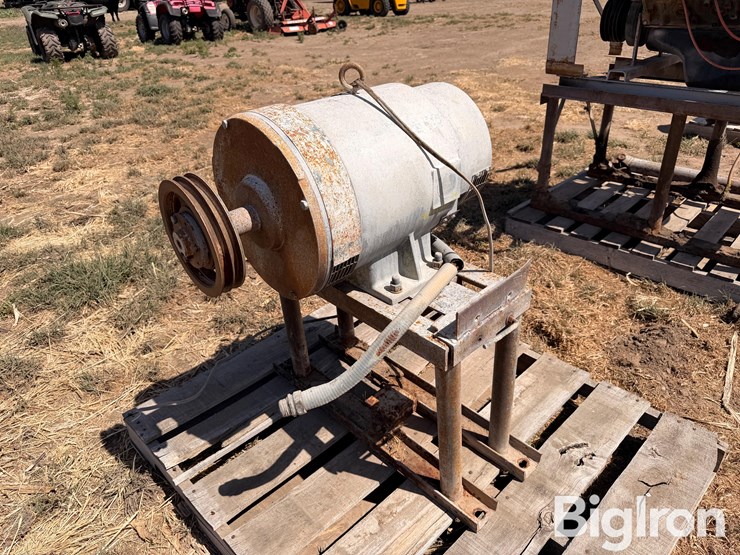 15kw-pivot-generator-image-1