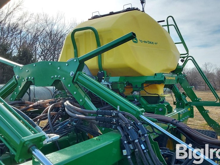 2019-john-deere-n536-image-12