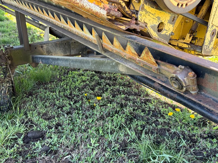 new-holland-973-image-8