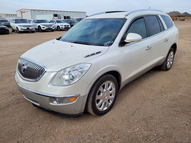 2011-buick-enclave-cxl-image-1