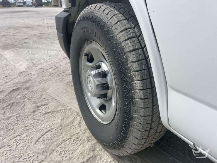 2019-chevrolet-express-2500-image-22