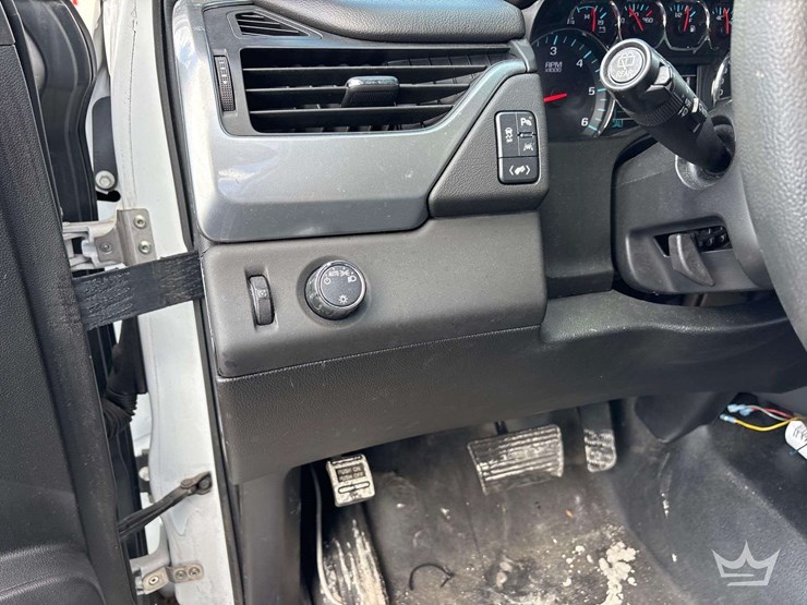 2019-chevrolet-tahoe-image-13
