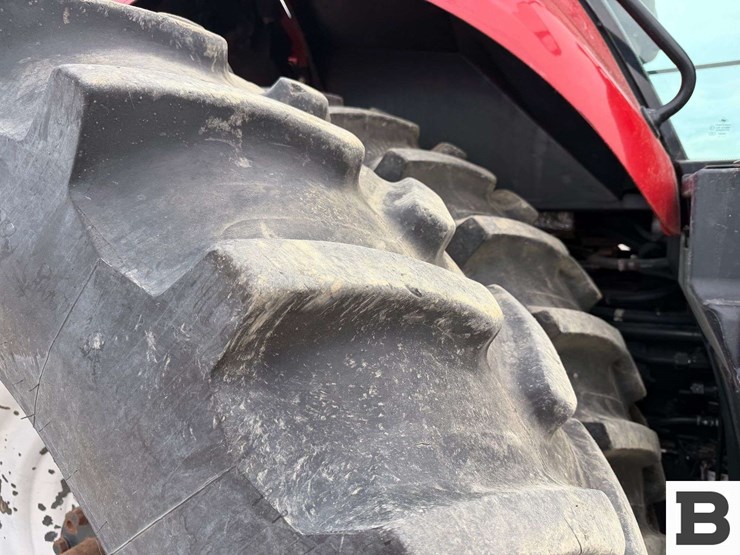 2018-case-ih-magnum-310-image-51
