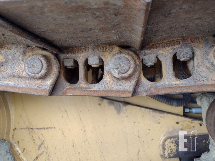 2017-caterpillar-d6n-xl-image-39