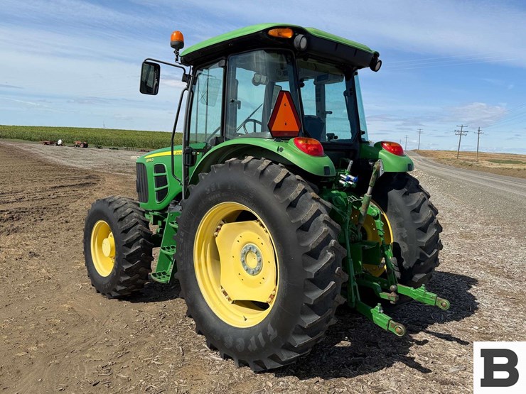 2009-john-deere-6115d-image-4