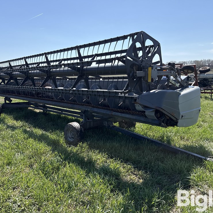 2007 AGCO 8200