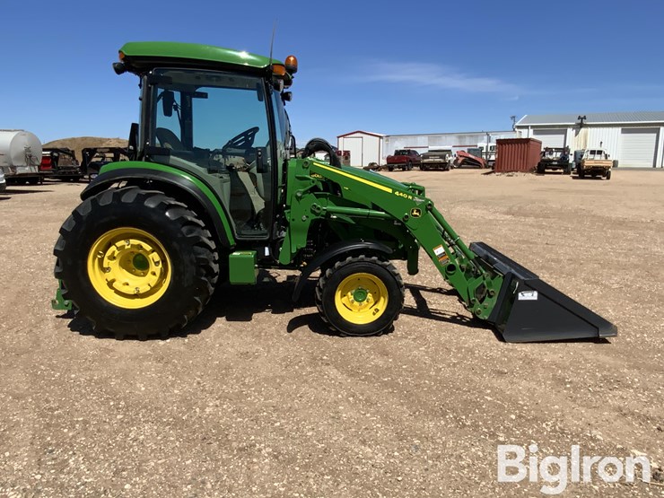2023-john-deere-4066r-image-4
