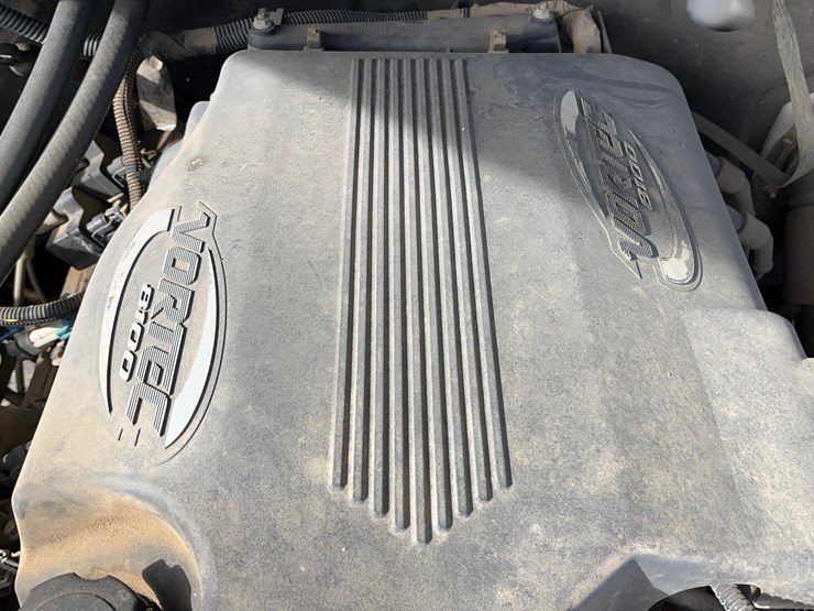 2006-chevrolet-silverado-2500-pickup-image-48