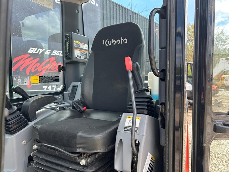2019-kubota-kx040-4-image-19