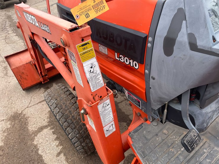 #4056-•-kubota-tractor-image-50