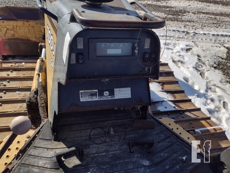 2007-deere-700j-lgp-image-12