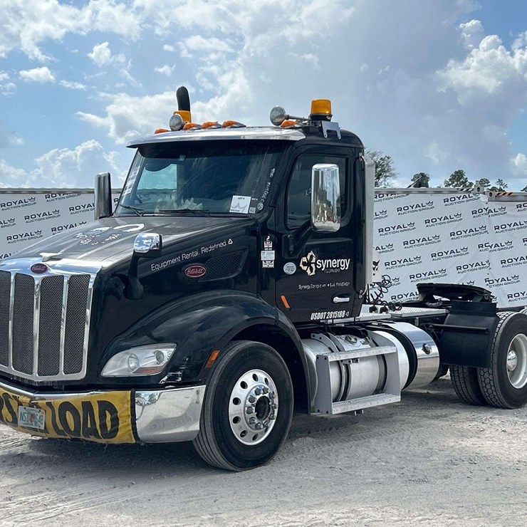 2019 PETERBILT 579