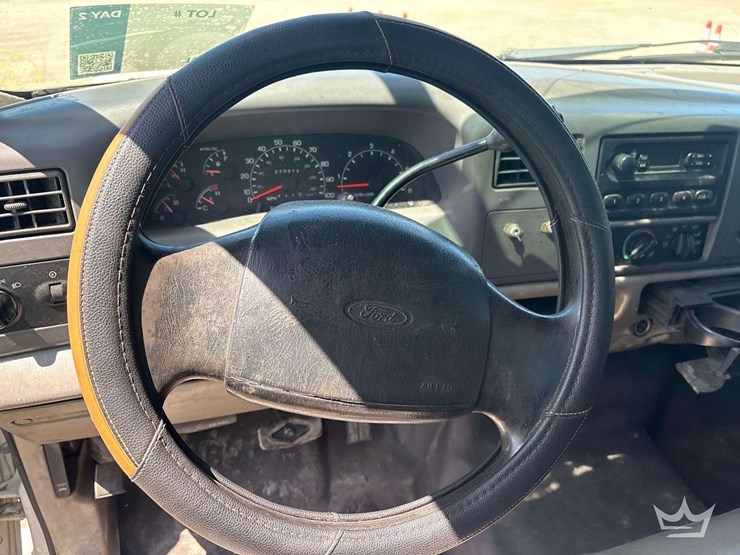 2001-ford-f250-image-23