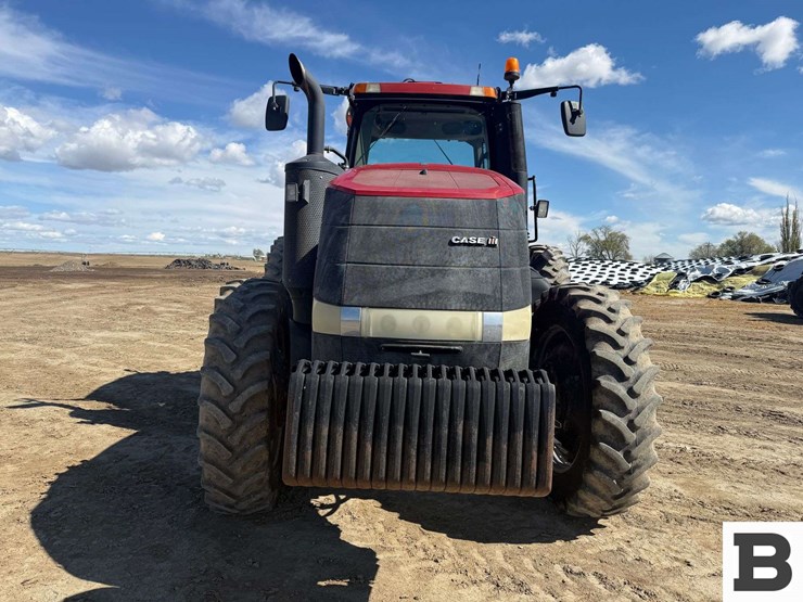 2015-case-ih-magnum-310-image-12