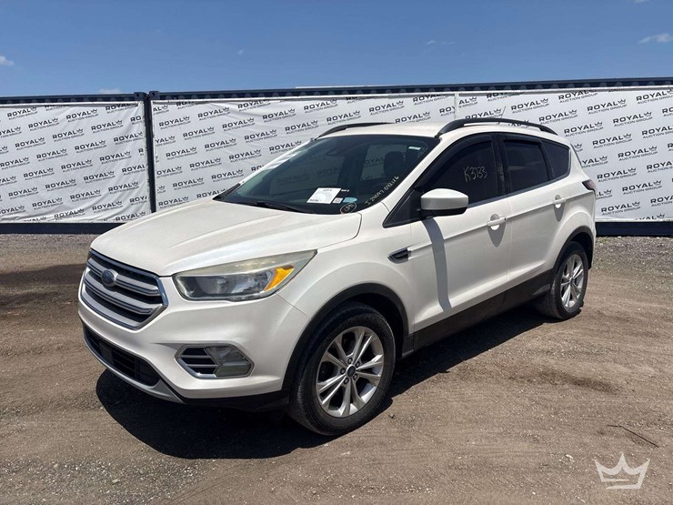 2018-ford-escape-image-1
