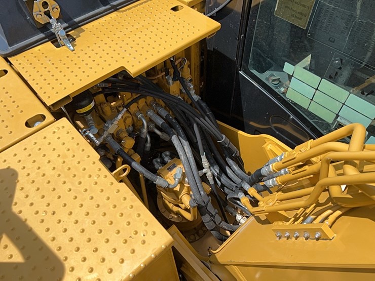2017-caterpillar-313fl-image-25