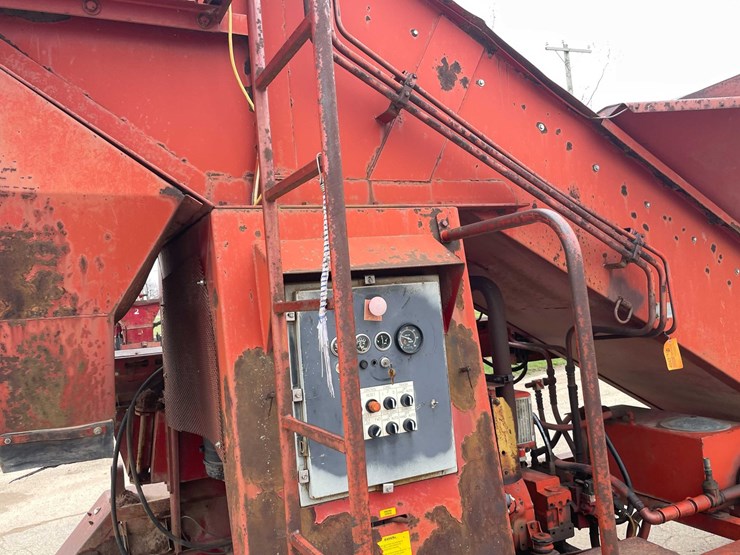 #4047-•-1991-royer-top-soil-shredder-image-51