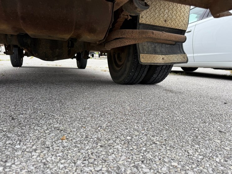 1997-ford-f350-image-19